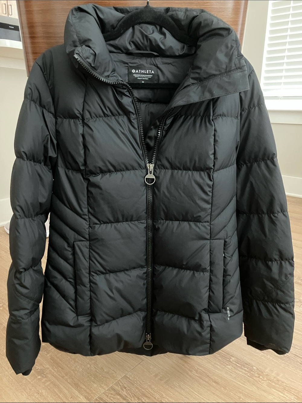 Athleta Black Quilted Packable Puffer Jacket